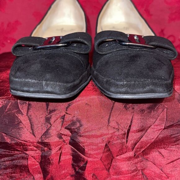Amalfi by Rangoni Low Block Heel Shoes Flat Black and Shimmering Suede Size 9N - Picture 9 of 14